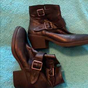 Black pull on booties FINAL $$